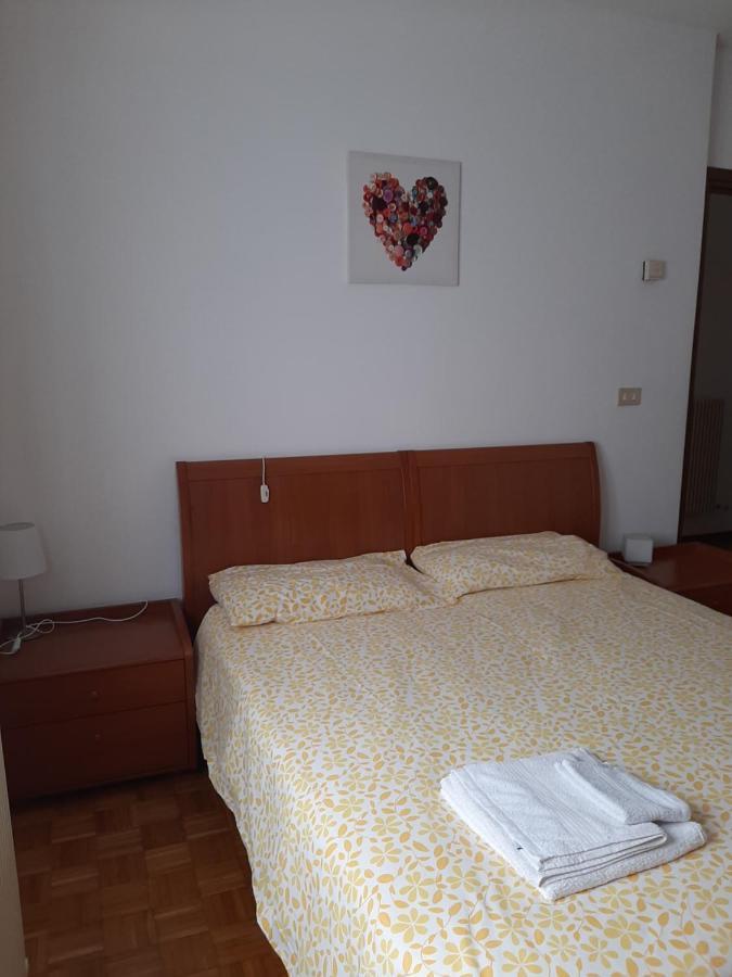 Terrazza Sul Borgo Villa เวนโซเน ภายนอก รูปภาพ