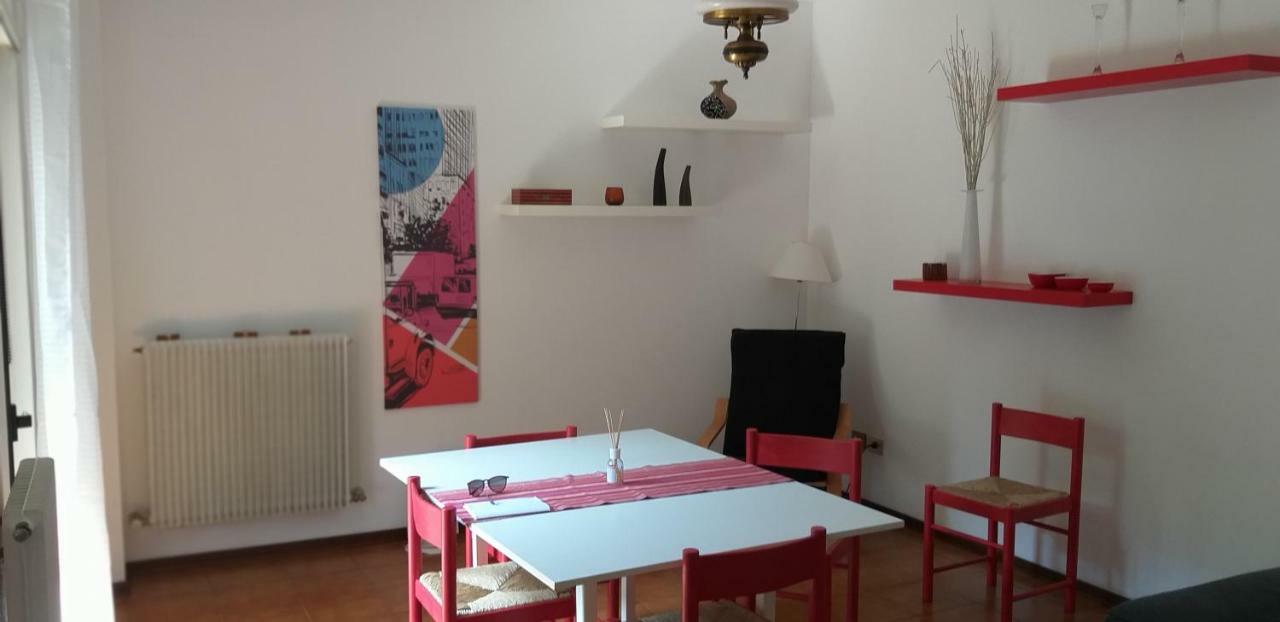 Terrazza Sul Borgo Villa เวนโซเน ภายนอก รูปภาพ